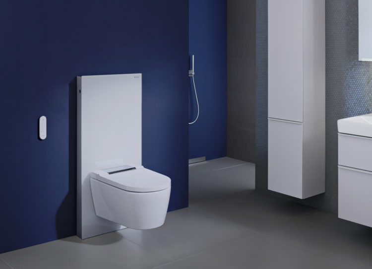 Nachhaltigkeit im Badezimmer mit dem Dusch-WC Sela Monolith von Geberit