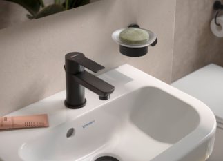 Kleines Handwaschbecken mit großzügigem Innenbecken und Ablagefläche - ideal für ein kleines Bad